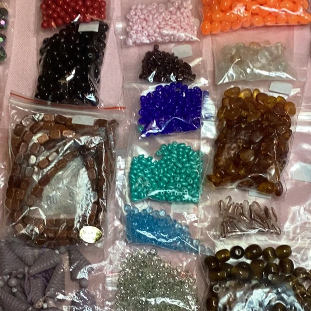 Lot #55 Jewelry Making Seed & Glass Beads + Stone & Duo’s by the Hundreds - Picture 10 of 11